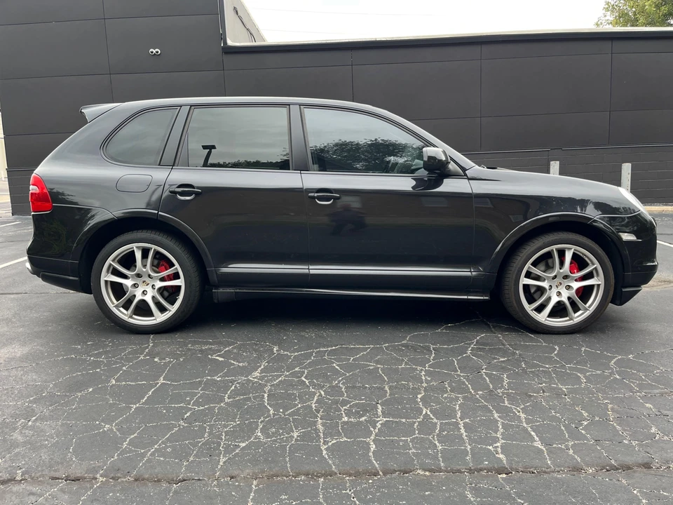 2010 Porsche 955/957 Cayenne GTS - Image 22 of 31
