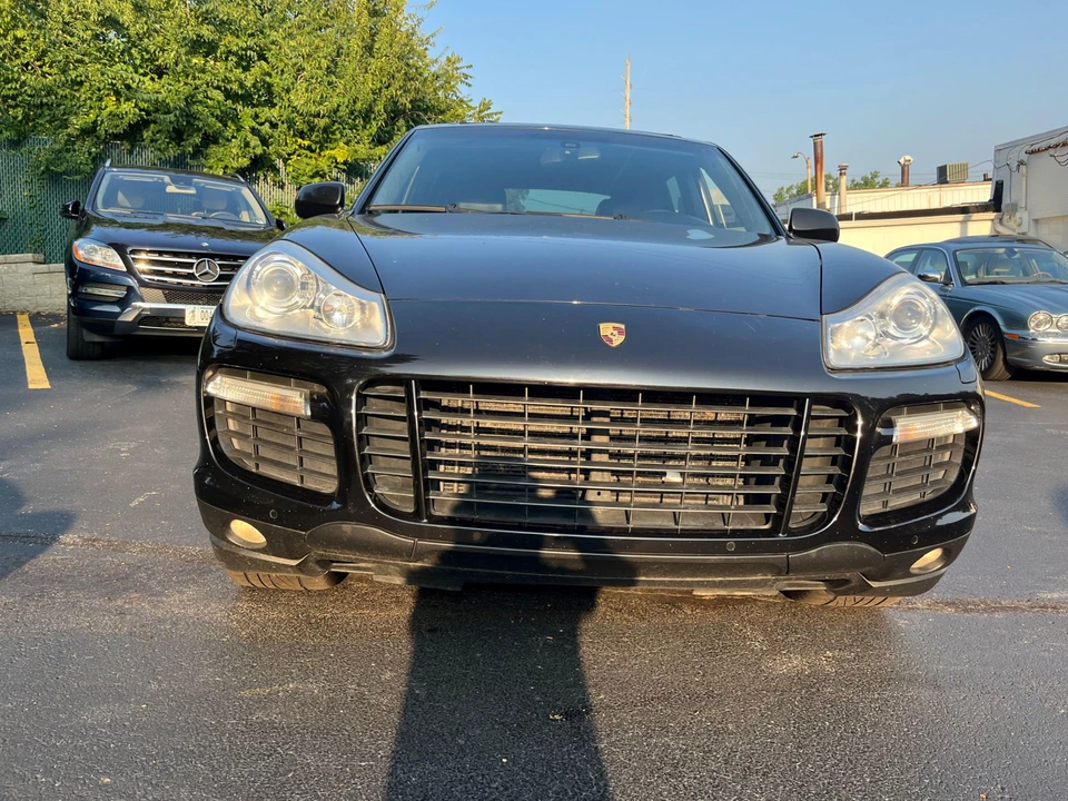 2010 Porsche 955/957 Cayenne GTS - Image 7 of 31