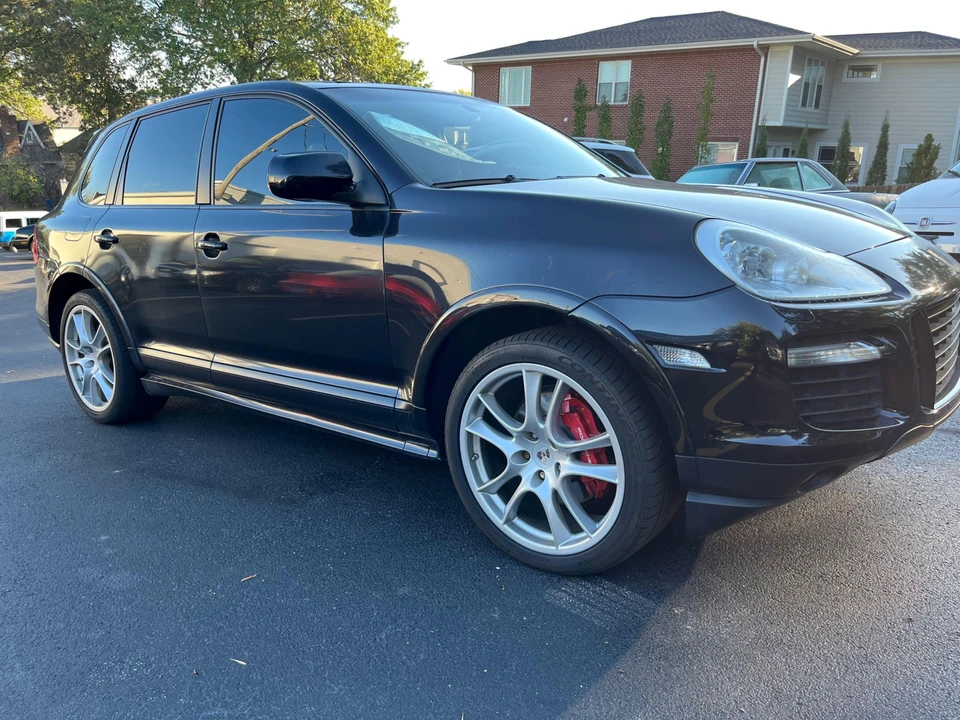 2010 Porsche 955/957 Cayenne GTS - Image 25 of 31
