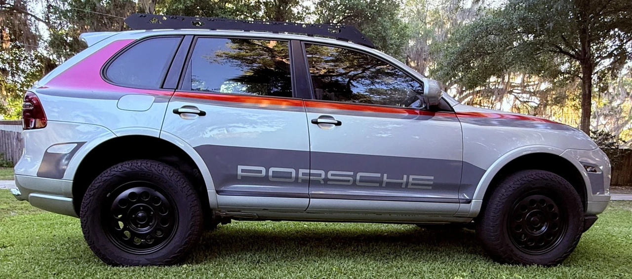 2010 Porsche 955/957 Cayenne GTS - Image 22 of 31