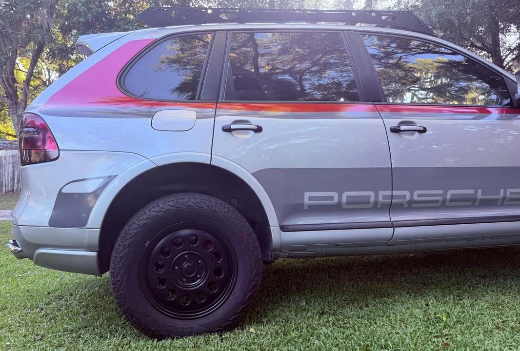 2010 Porsche 955/957 Cayenne GTS - Image 21 of 31