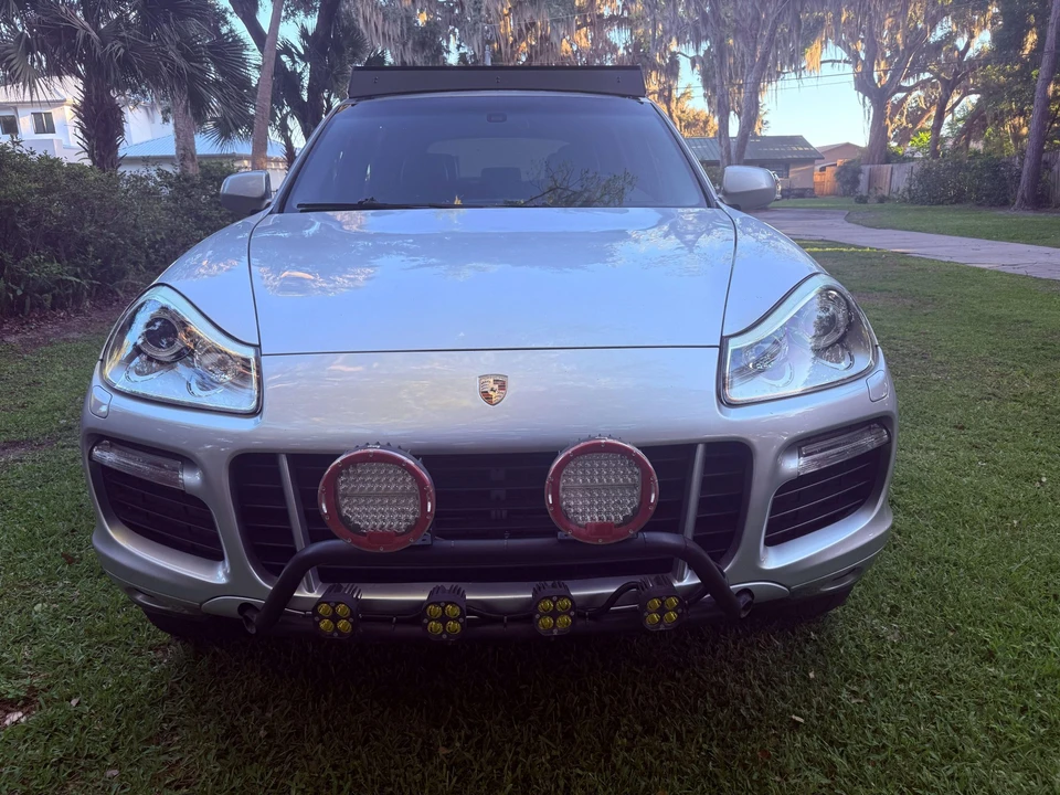 2010 Porsche 955/957 Cayenne GTS - Image 4 of 31