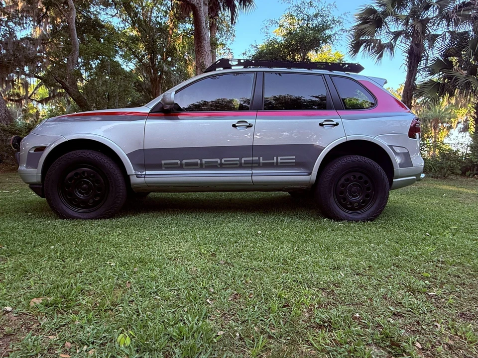 2010 Porsche 955/957 Cayenne GTS - Image 16 of 31