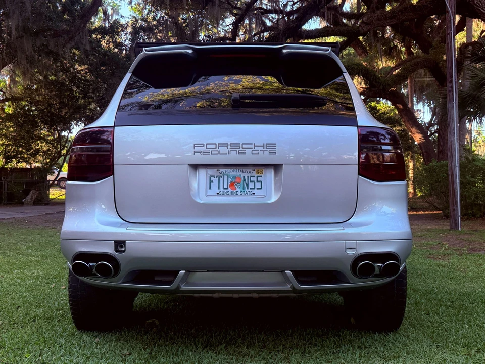2010 Porsche 955/957 Cayenne GTS - Image 12 of 31