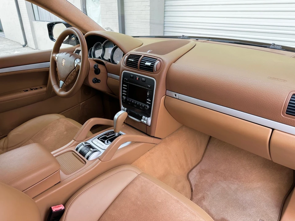 2010 Porsche 955/957 Cayenne GTS - Image 22 of 31