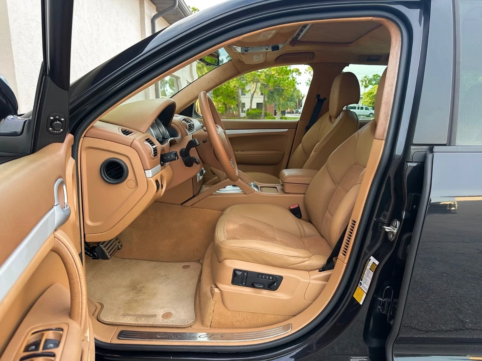 2010 Porsche 955/957 Cayenne GTS - Image 17 of 31
