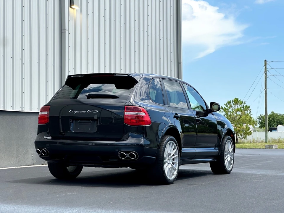 2010 Porsche 955/957 Cayenne GTS - Image 6 of 31