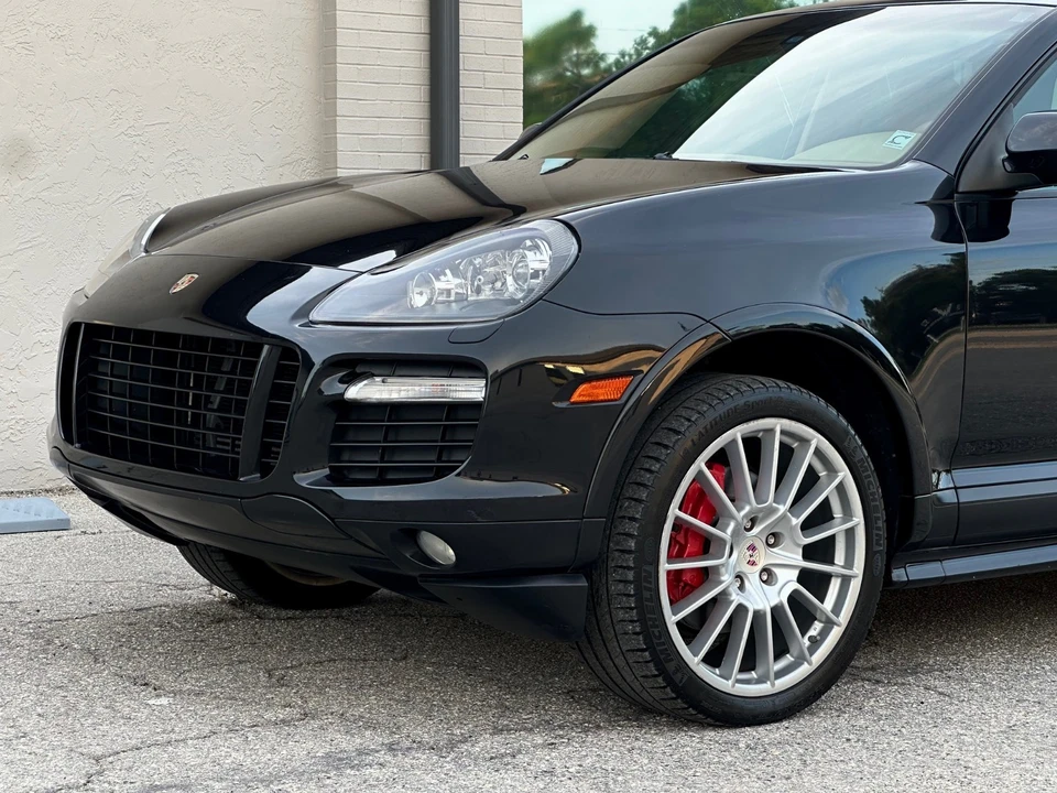 2010 Porsche 955/957 Cayenne GTS - Image 30 of 31