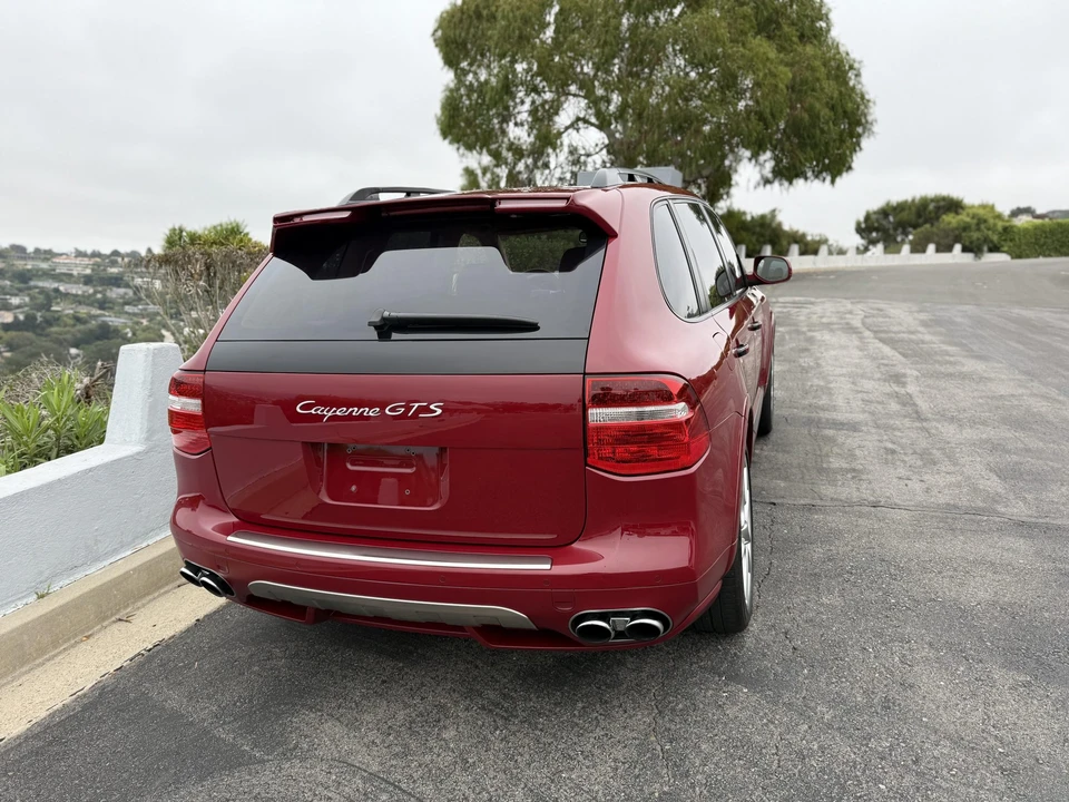 2010 Porsche 955/957 Cayenne GTS - Image 16 of 31