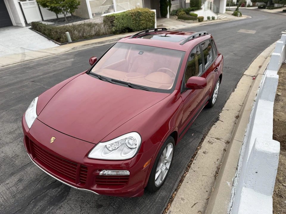 2010 Porsche 955/957 Cayenne GTS - Image 21 of 31