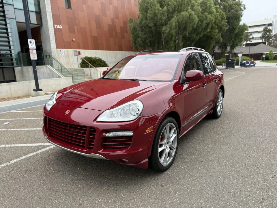 2010 Porsche 955/957 Cayenne GTS - Image 26 of 31