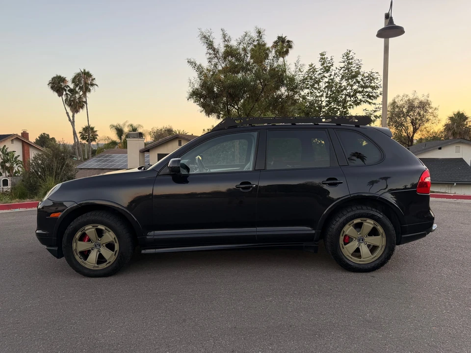 2010 Porsche 955/957 Cayenne GTS - Image 19 of 31