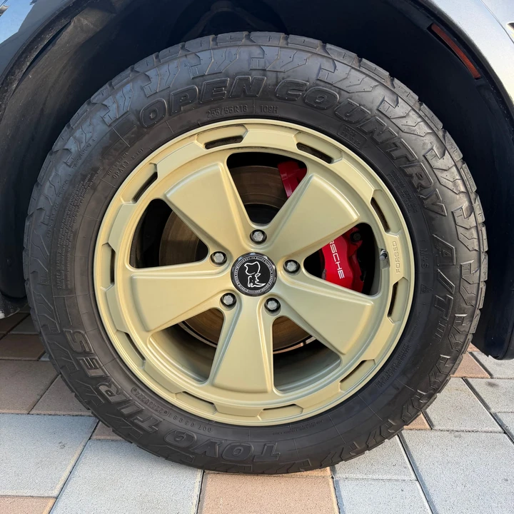 2010 Porsche 955/957 Cayenne GTS - Image 28 of 31