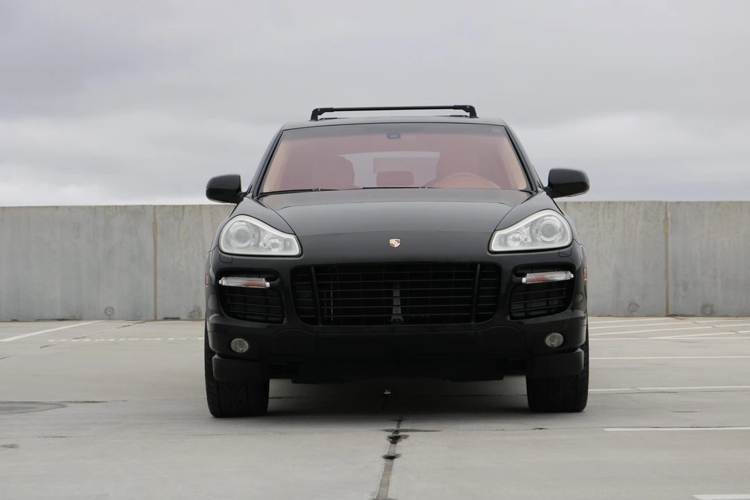 2010 Porsche 955/957 Cayenne GTS - Image 5 of 31