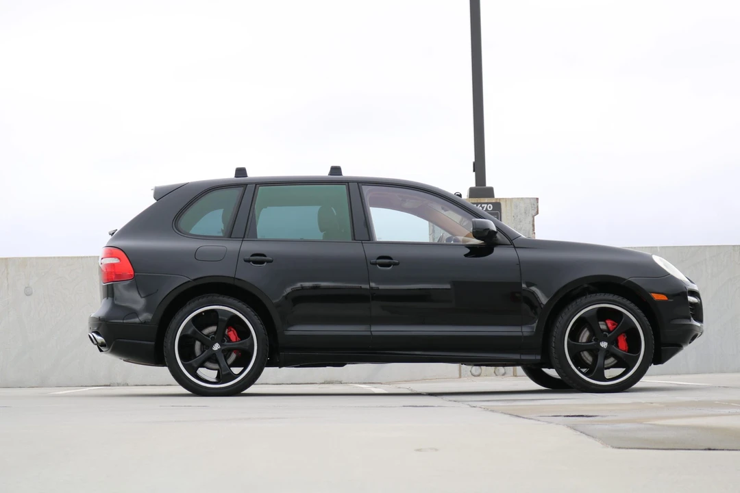2010 Porsche 955/957 Cayenne GTS - Image 26 of 31