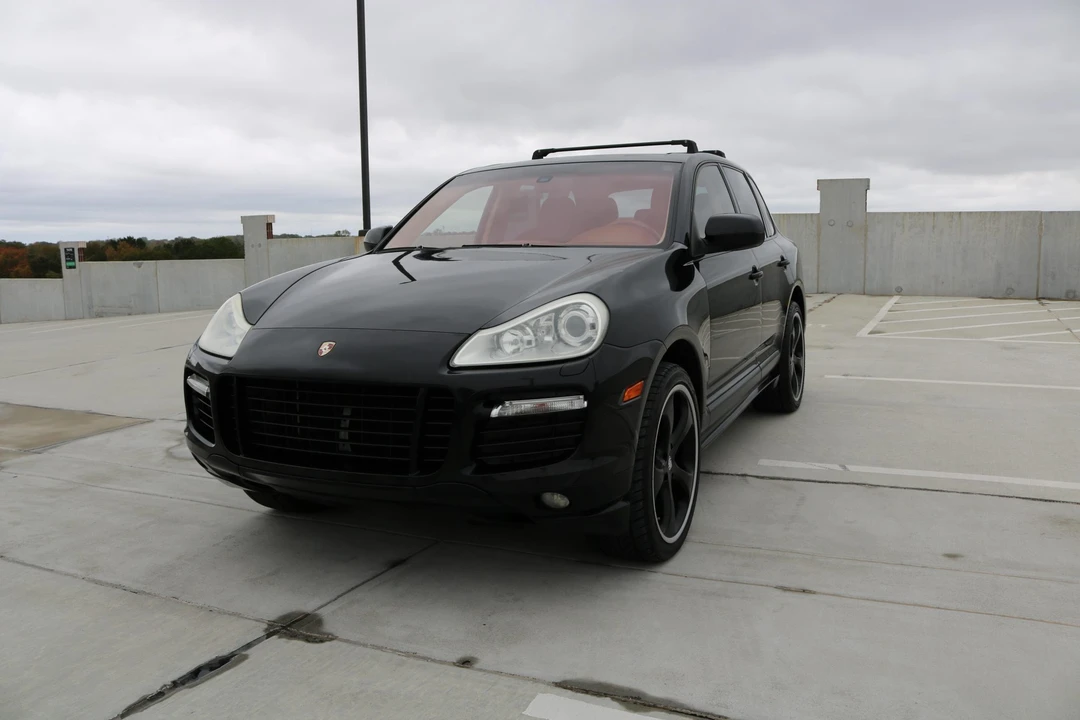 2010 Porsche 955/957 Cayenne GTS - Image 7 of 31