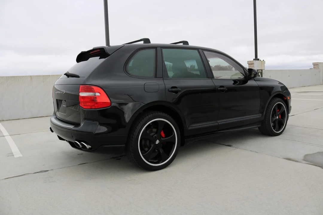 2010 Porsche 955/957 Cayenne GTS - Image 23 of 31
