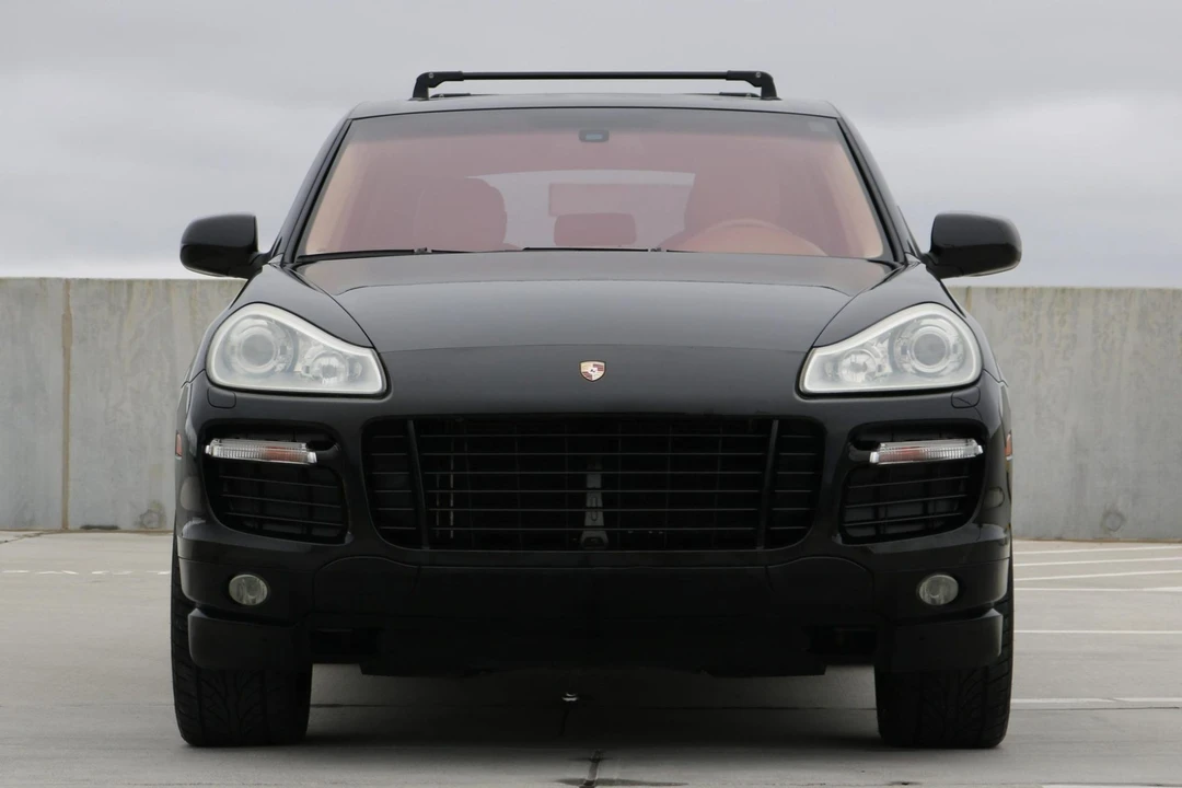 2010 Porsche 955/957 Cayenne GTS - Image 3 of 31