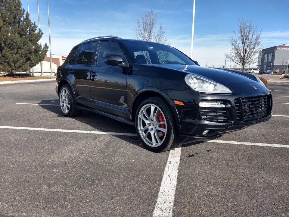 2010 Porsche 955/957 Cayenne GTS - Image 2 of 14