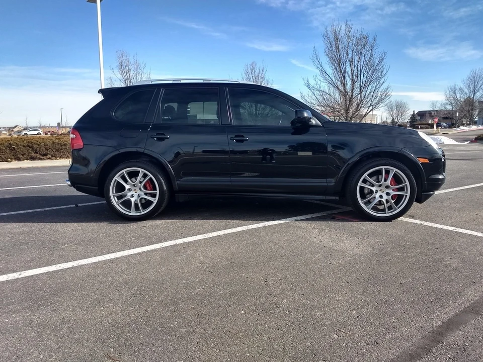2010 Porsche 955/957 Cayenne GTS - Image 3 of 14