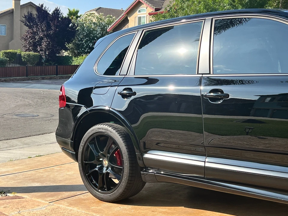 2010 Porsche 955/957 Cayenne GTS - Image 13 of 15