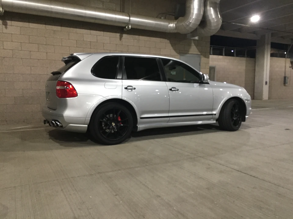 2010 Porsche 955/957 Cayenne GTS - Image 4 of 7