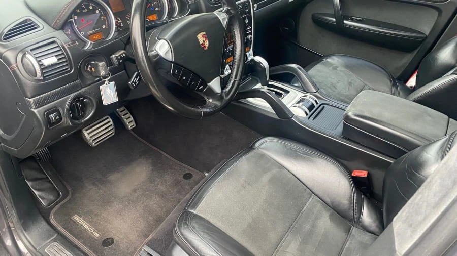2010 Porsche 955/957 Cayenne GTS - Image 4 of 16