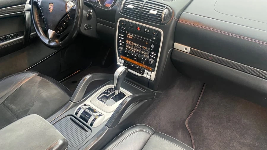 2010 Porsche 955/957 Cayenne GTS - Image 6 of 16