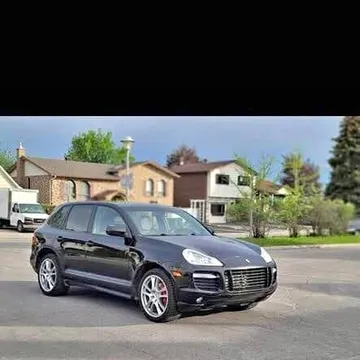 2010 Porsche Cayenne GTS