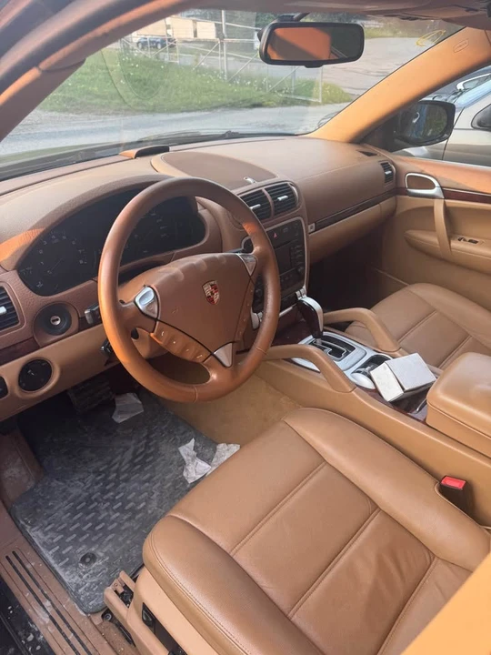 2010 Porsche 955/957 Cayenne - Image 6 of 7