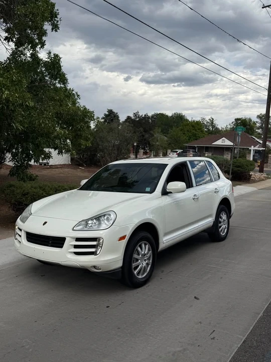 2010 Porsche 955/957 Cayenne - Image 3 of 8