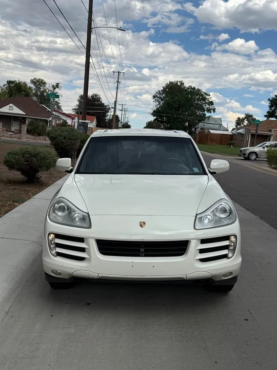 2010 Porsche 955/957 Cayenne - Image 2 of 8