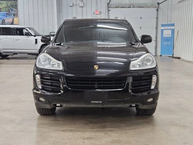2010 Porsche 955/957 Cayenne - Image 2 of 18