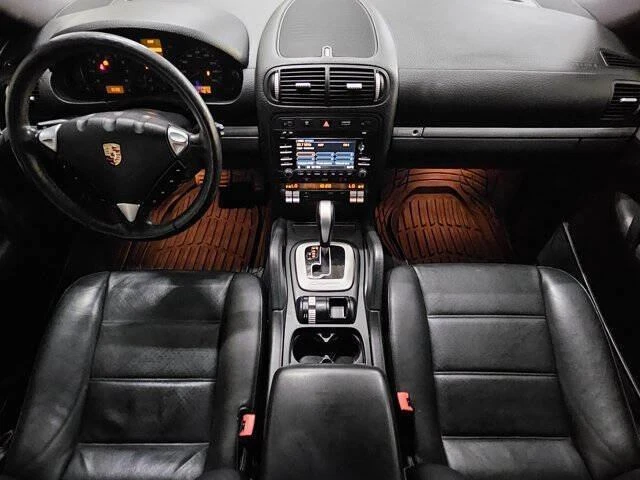 2010 Porsche 955/957 Cayenne - Image 10 of 18