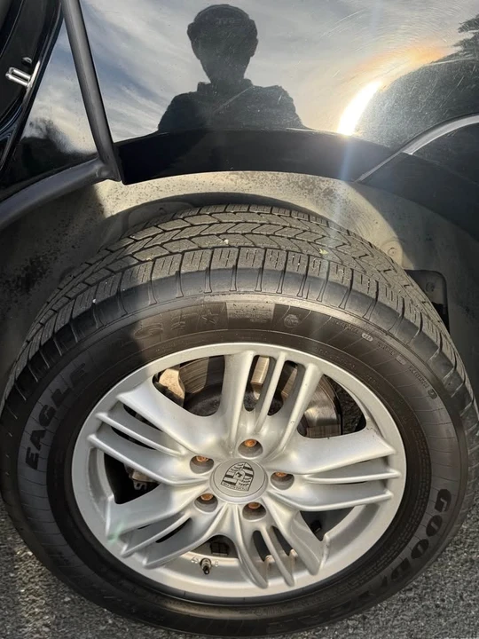 2010 Porsche 955/957 Cayenne S - Image 11 of 11
