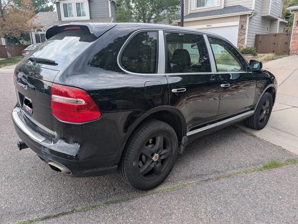 2010 Porsche 955/957 Cayenne S - Image 14 of 15