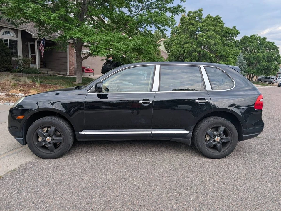2010 Porsche 955/957 Cayenne S - Image 3 of 15