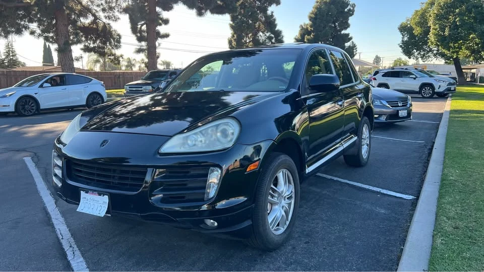 2010 Porsche 955/957 Cayenne S - Image 9 of 10
