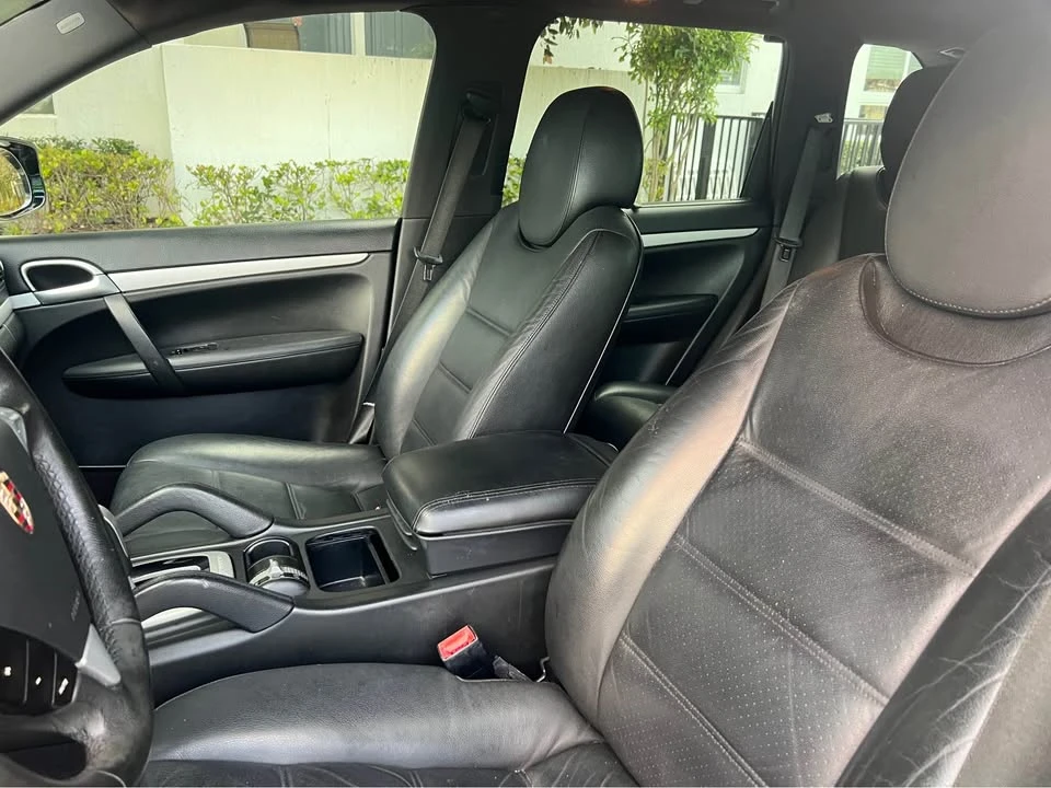 2010 Porsche 955/957 Cayenne S - Image 16 of 20