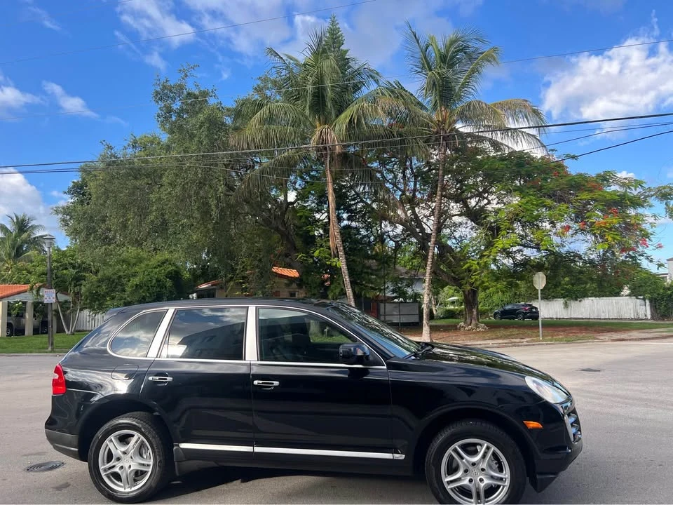 2010 Porsche 955/957 Cayenne S - Image 10 of 20