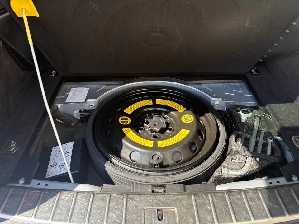 2010 Porsche 955/957 Cayenne S - Image 16 of 20