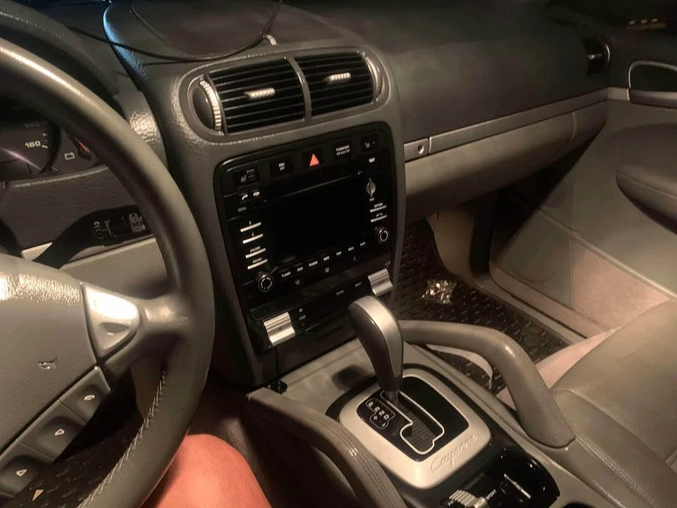 2010 Porsche 955/957 Cayenne S - Image 2 of 7