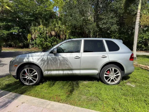 2010 Porsche 955/957 Cayenne S - Image 4 of 20
