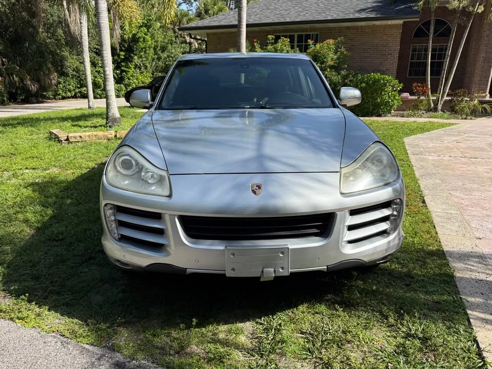 2010 Porsche 955/957 Cayenne S - Image 2 of 20