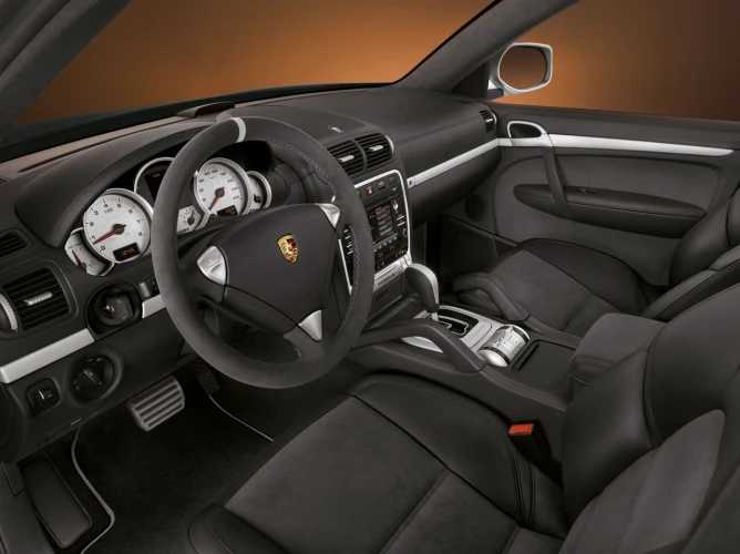 2010 Porsche 955/957 Cayenne S - Image 4 of 4