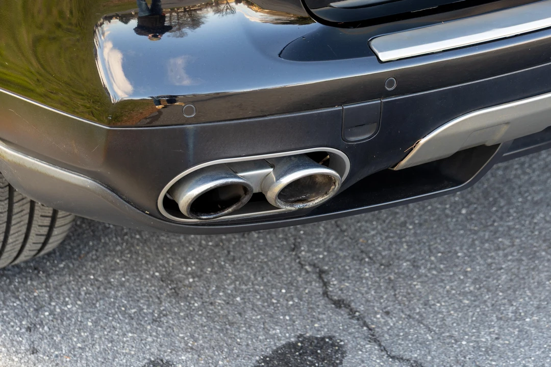 2010 Porsche 955/957 Cayenne S - Image 17 of 31