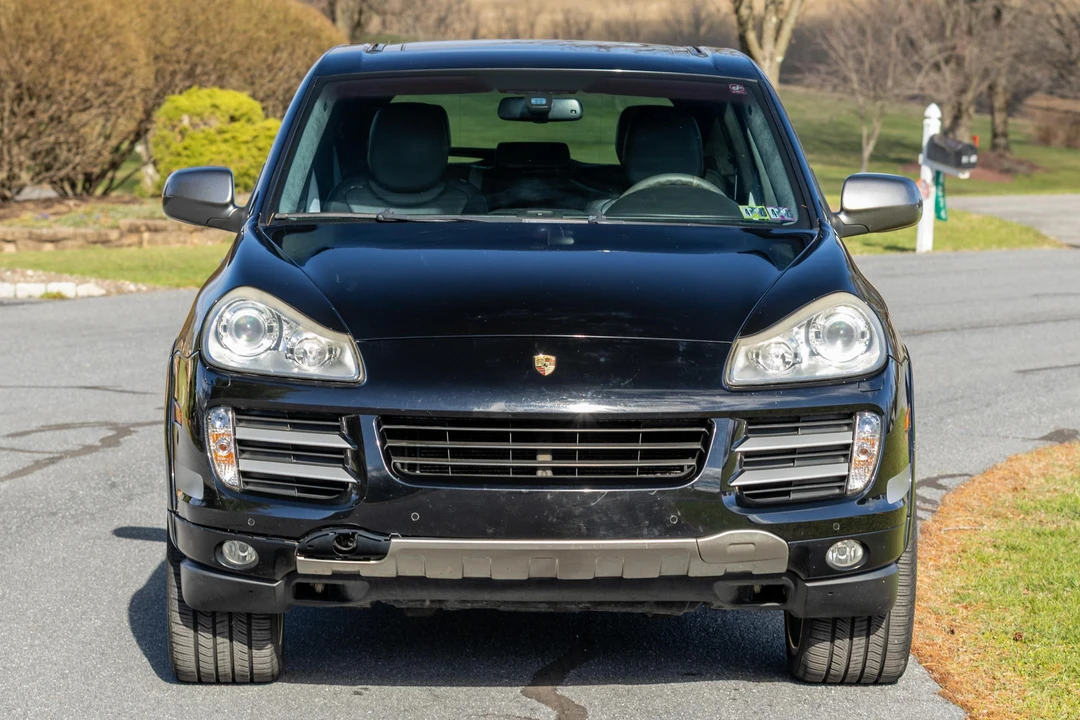 2010 Porsche 955/957 Cayenne S - Image 2 of 31