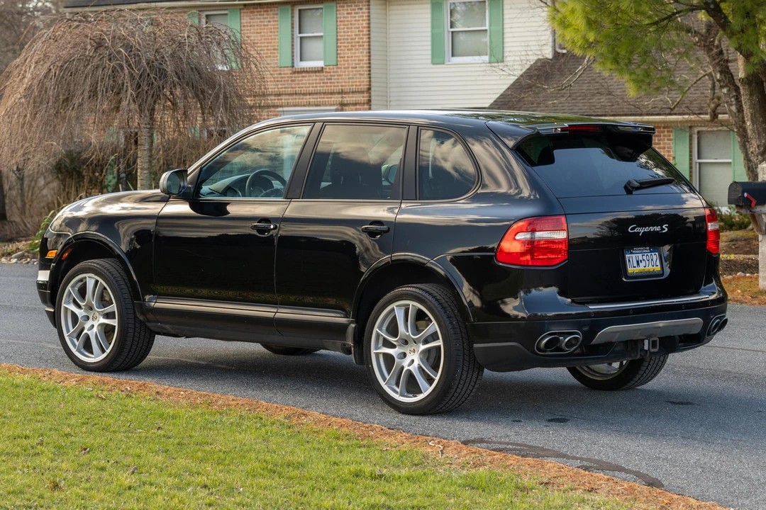 2010 Porsche 955/957 Cayenne S - Image 4 of 31