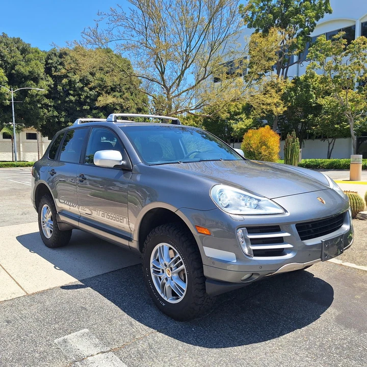 2010 Porsche 955/957 Cayenne S - Image 30 of 31