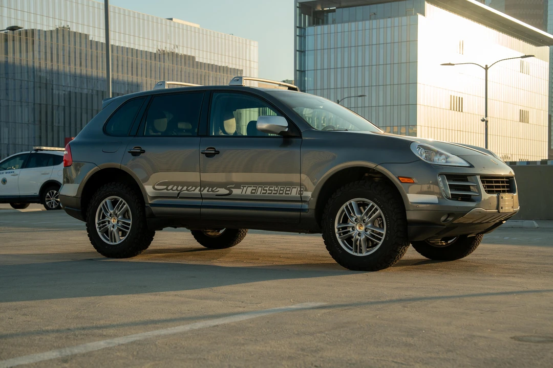 2010 Porsche 955/957 Cayenne S - Image 19 of 31